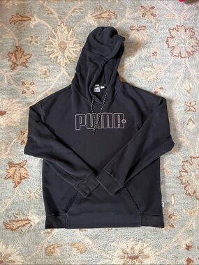 Puma Black Pullover Hoodie with Outline Logo